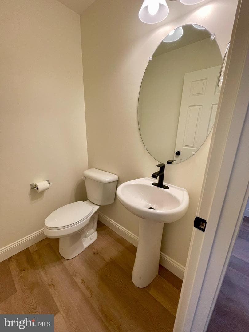 305 Jasmine Drive photo 16
