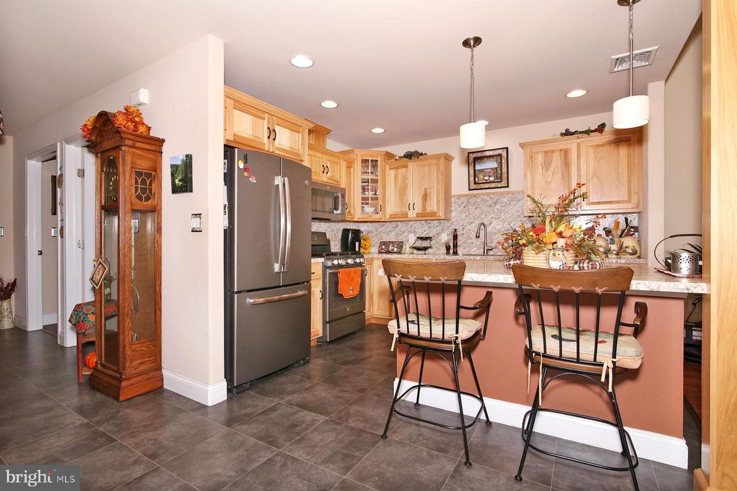 1122 Alden Way photo 6