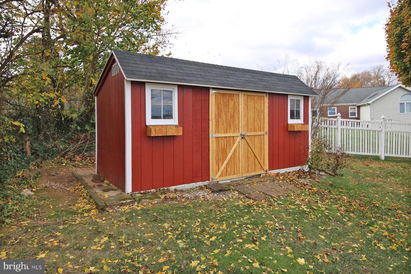 1011 State Drive photo 11