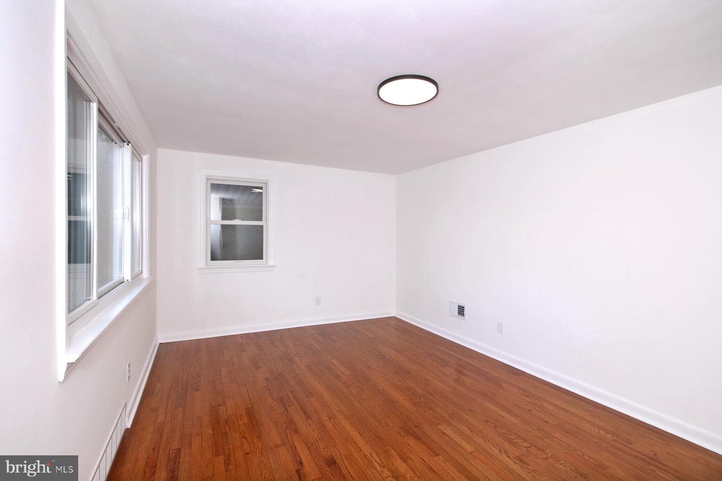 1011 State Drive photo 24