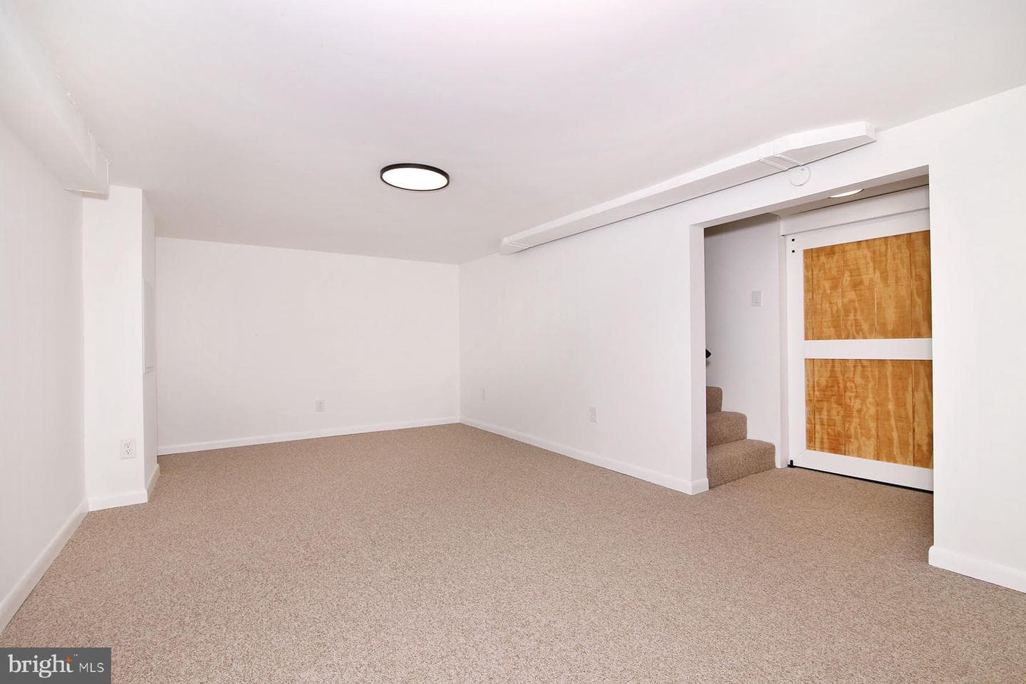 1011 State Drive photo 31