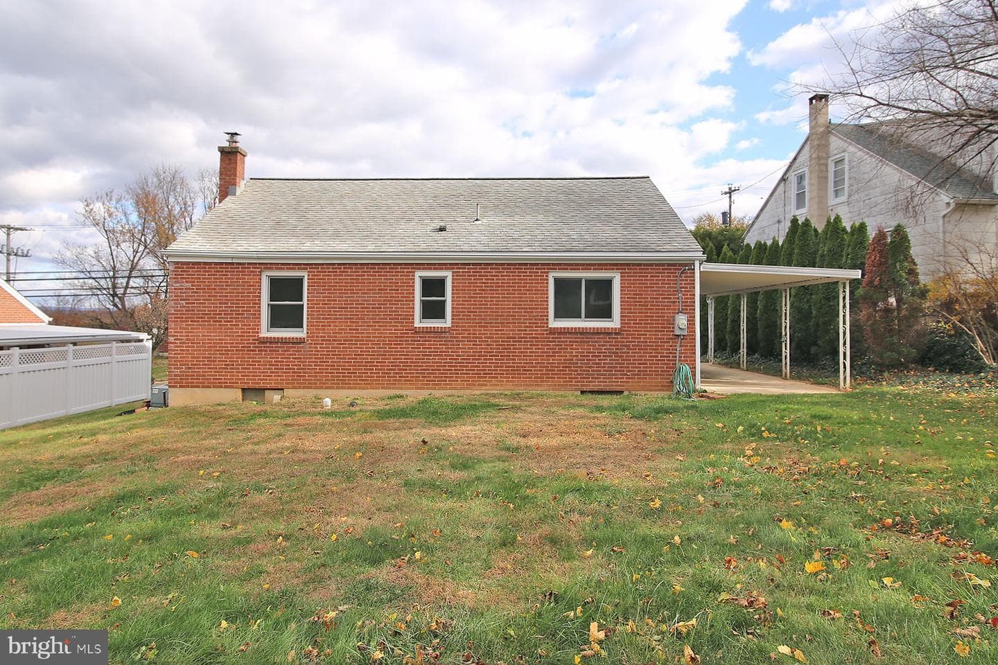 1011 State Drive photo 6