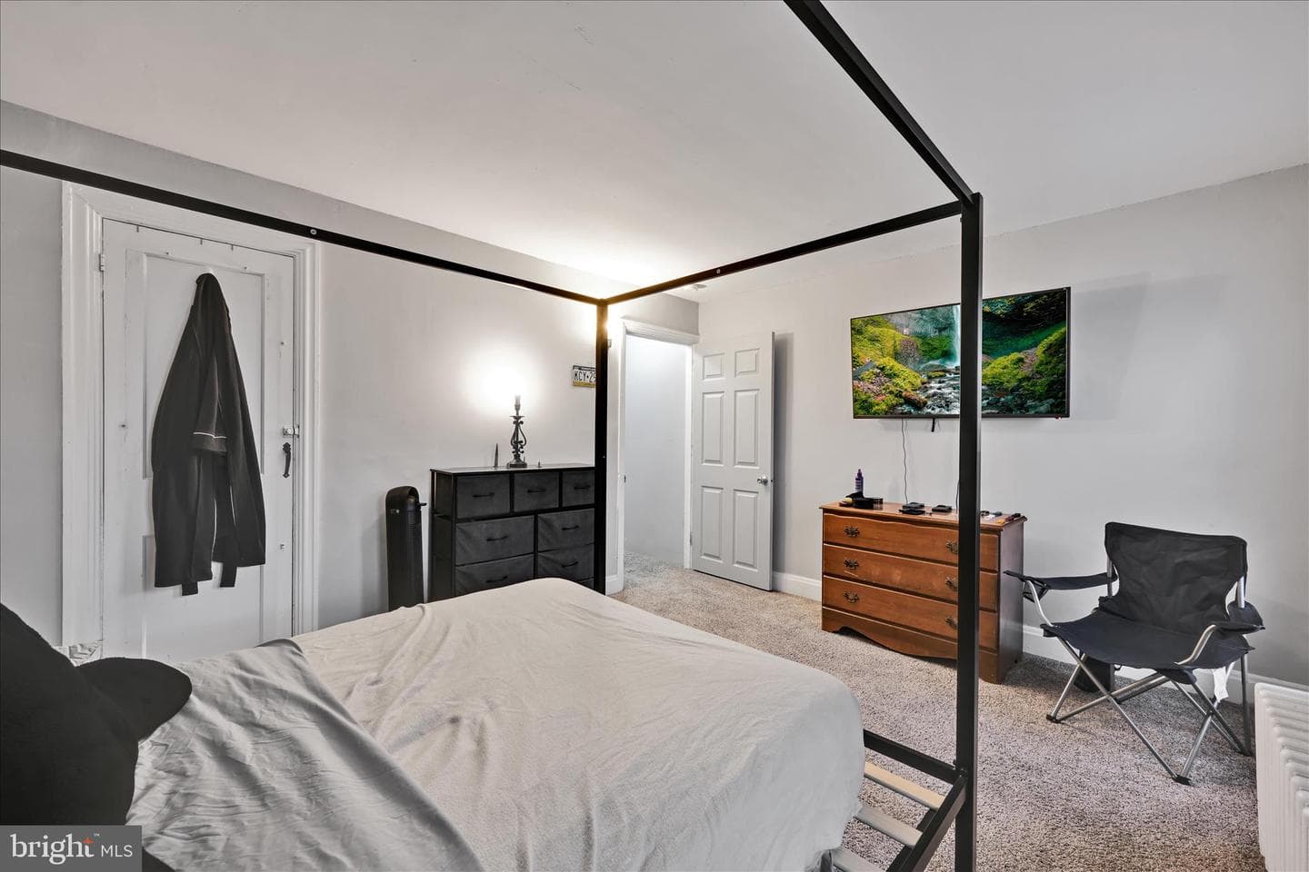 1730 Center Street photo 15