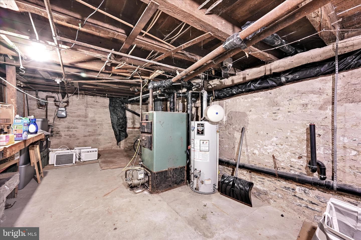 1730 Center Street photo 29