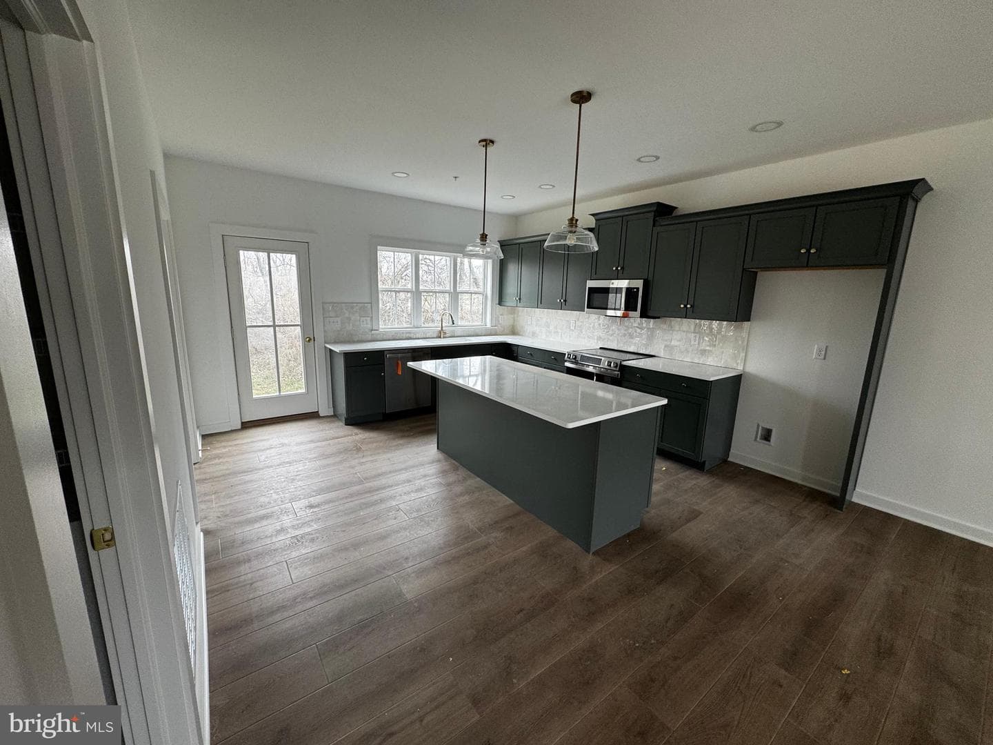 185 Trailside Court photo 4