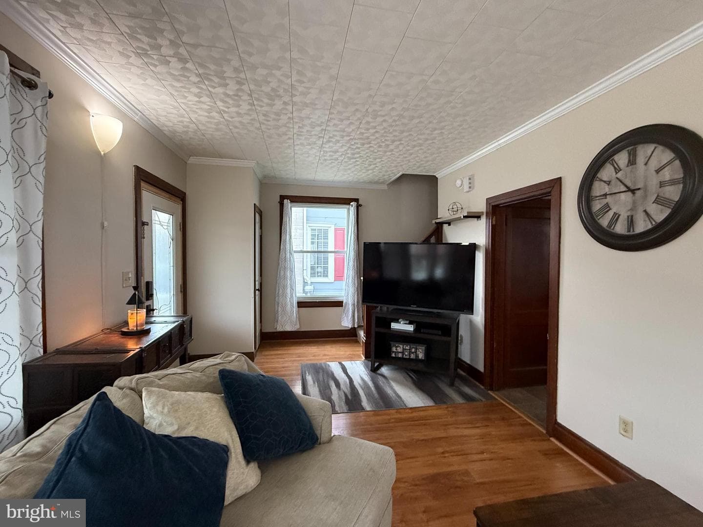 425 E Maple Street photo 12
