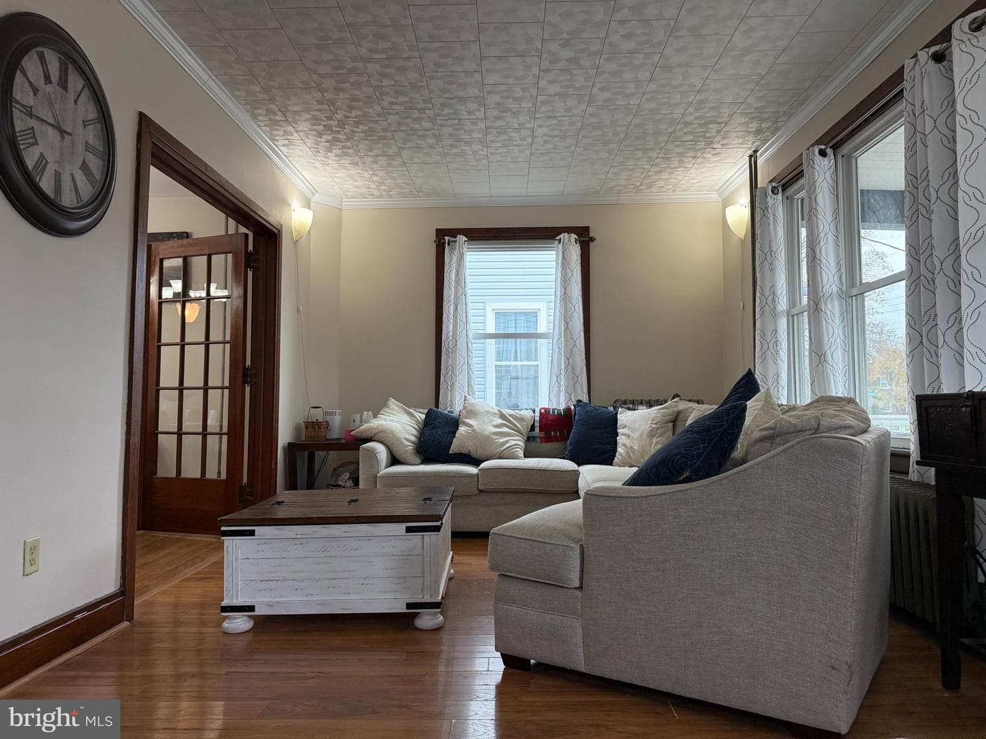 425 E Maple Street photo 6