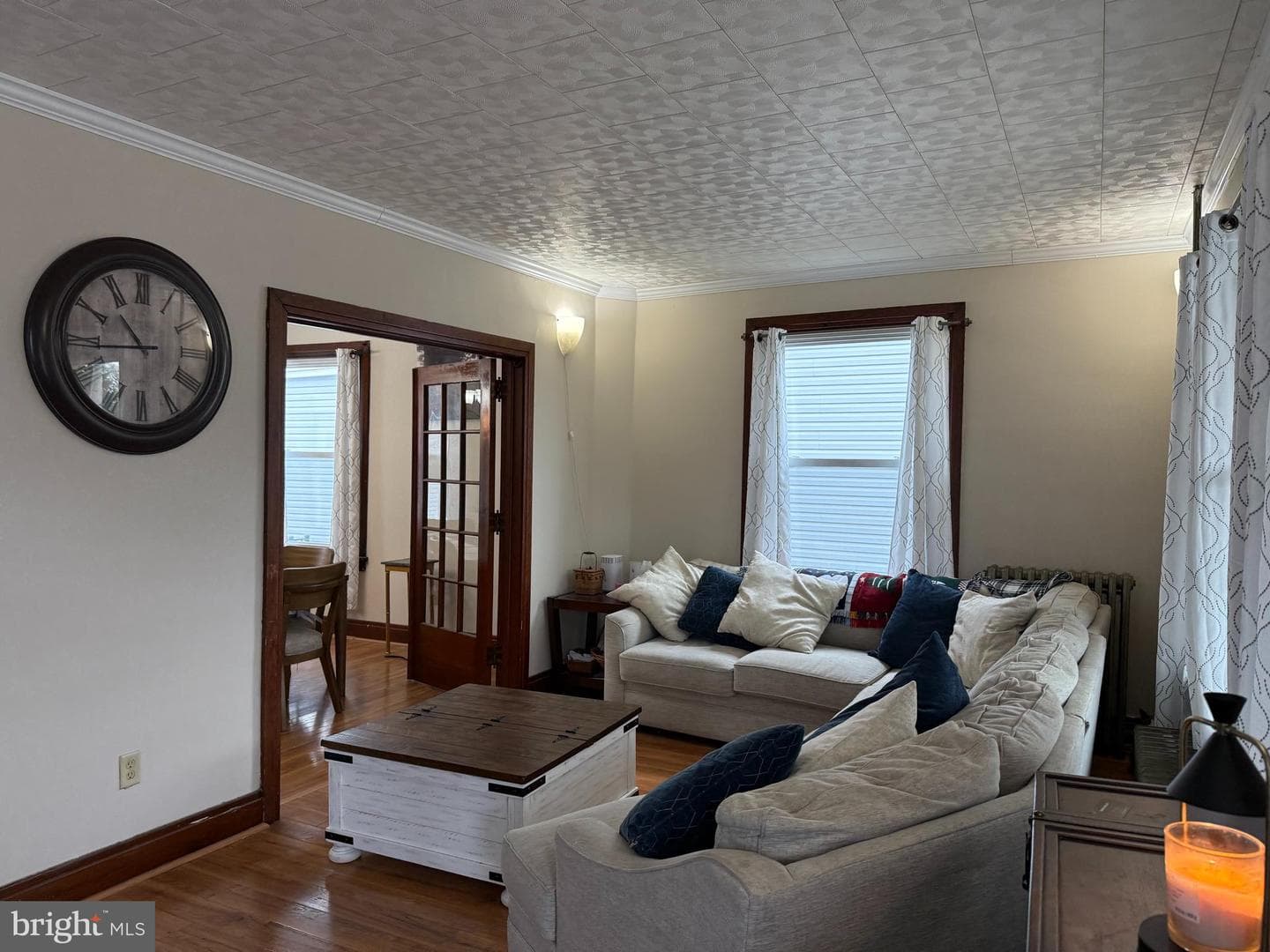 425 E Maple Street photo 7