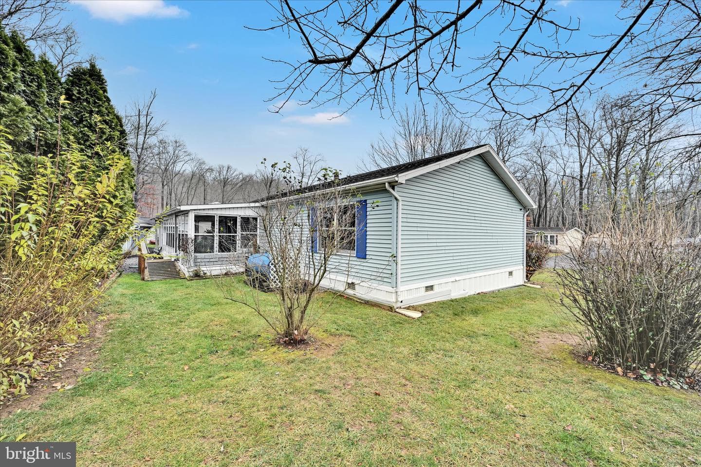 64 Maple Ave Tp-0016 photo 3