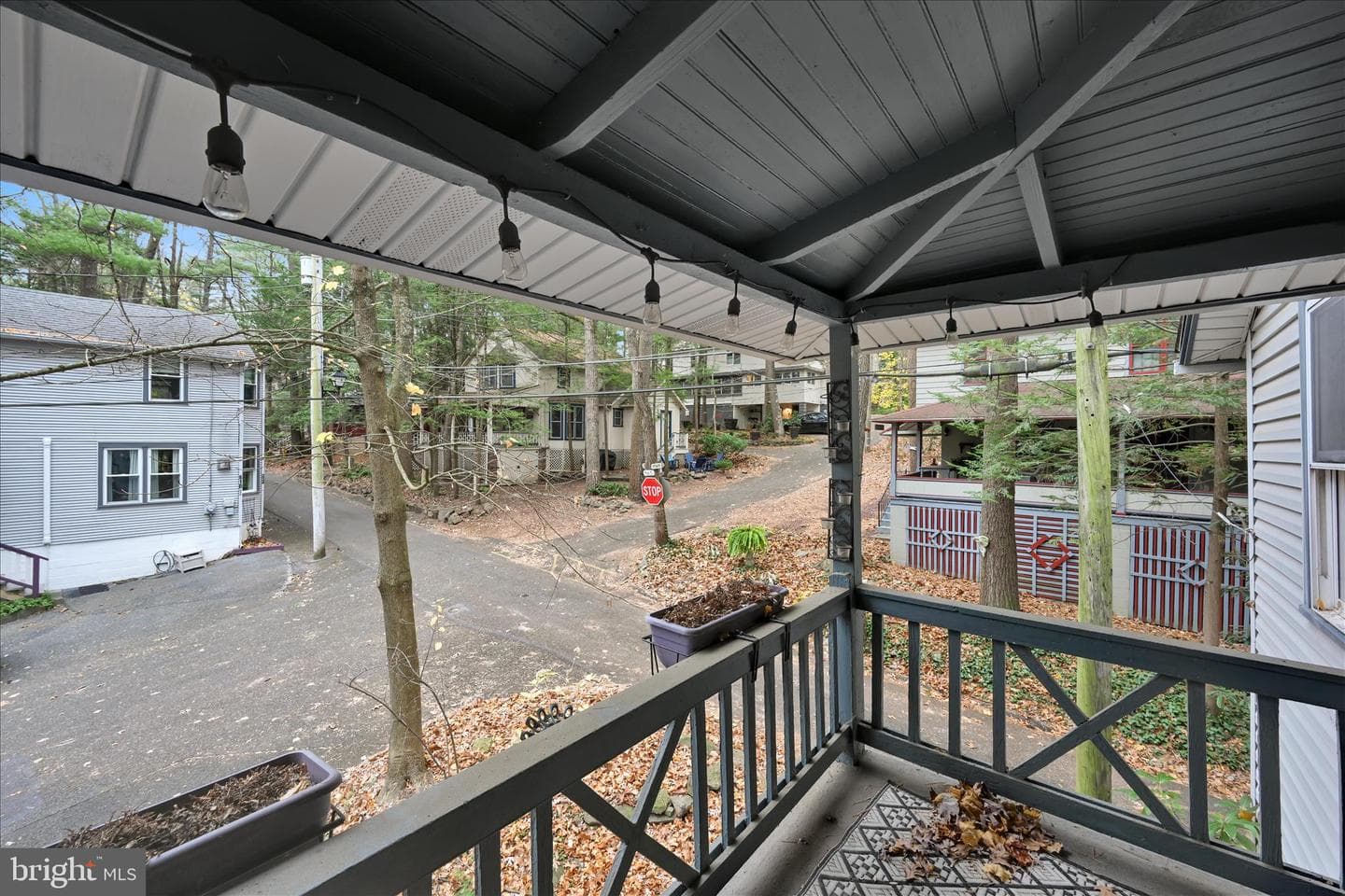 609 6th St photo 32