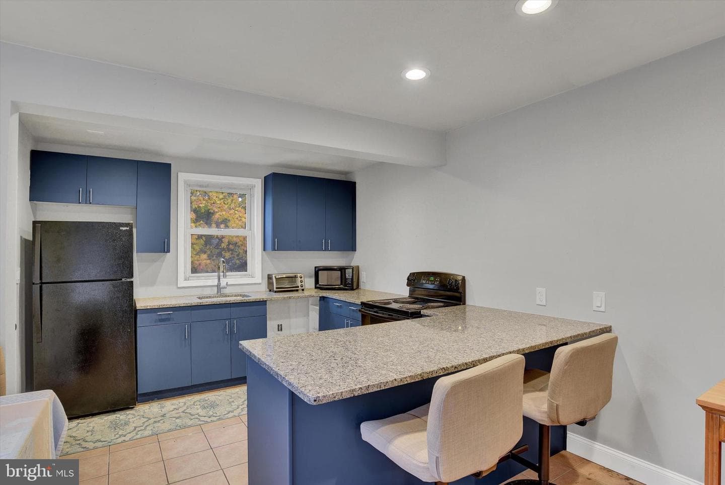 51 S Manheim Street photo 6