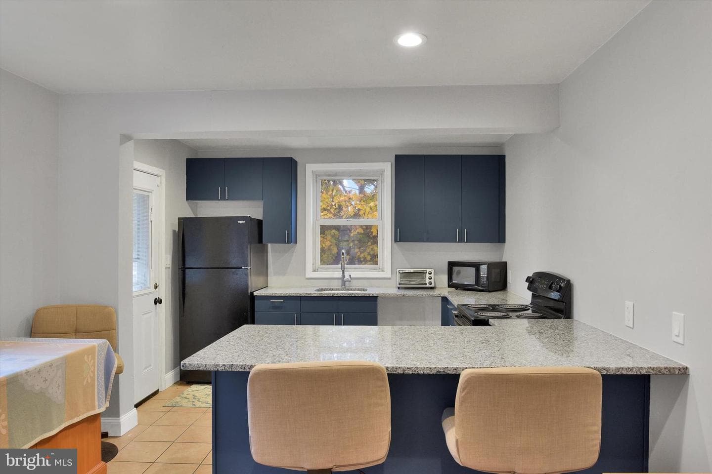51 S Manheim Street photo 7