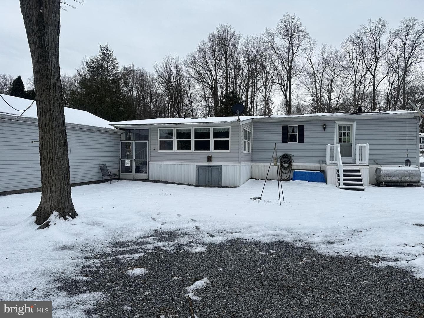 210 Maple Ave Tp-0041 photo 10