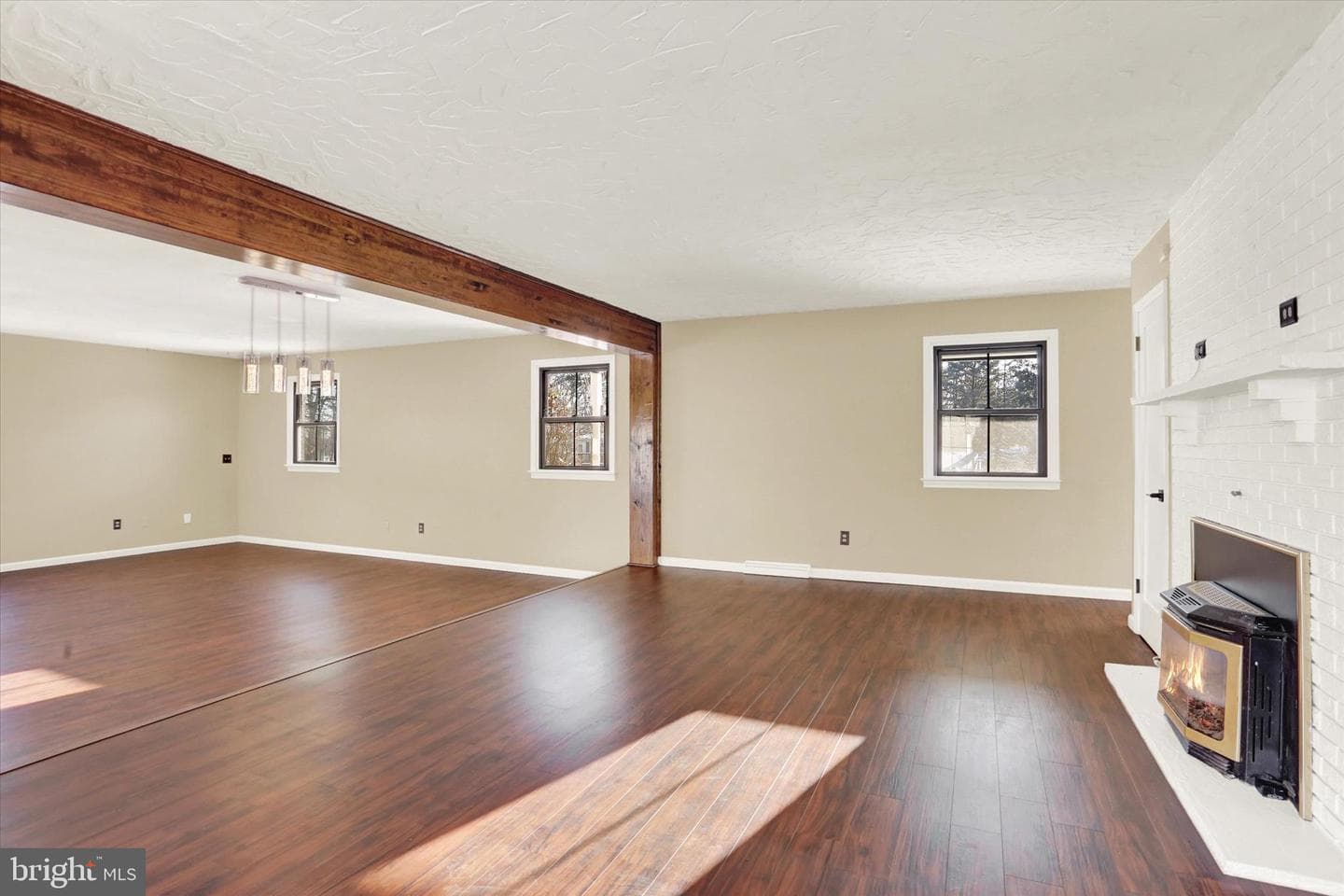 965 N College Street photo 26