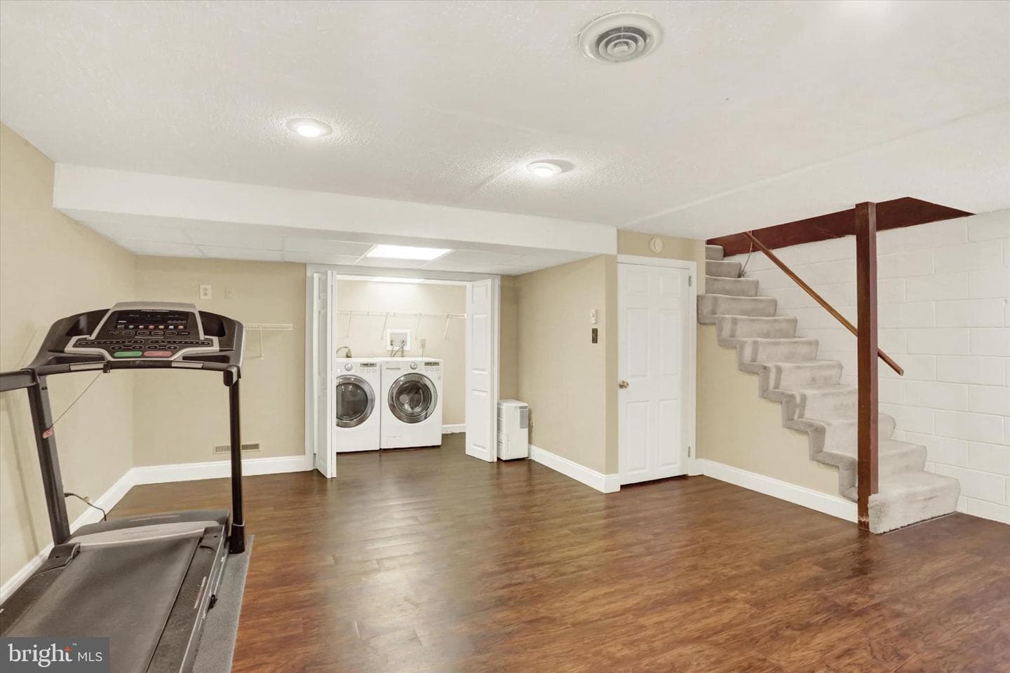 965 N College Street photo 53