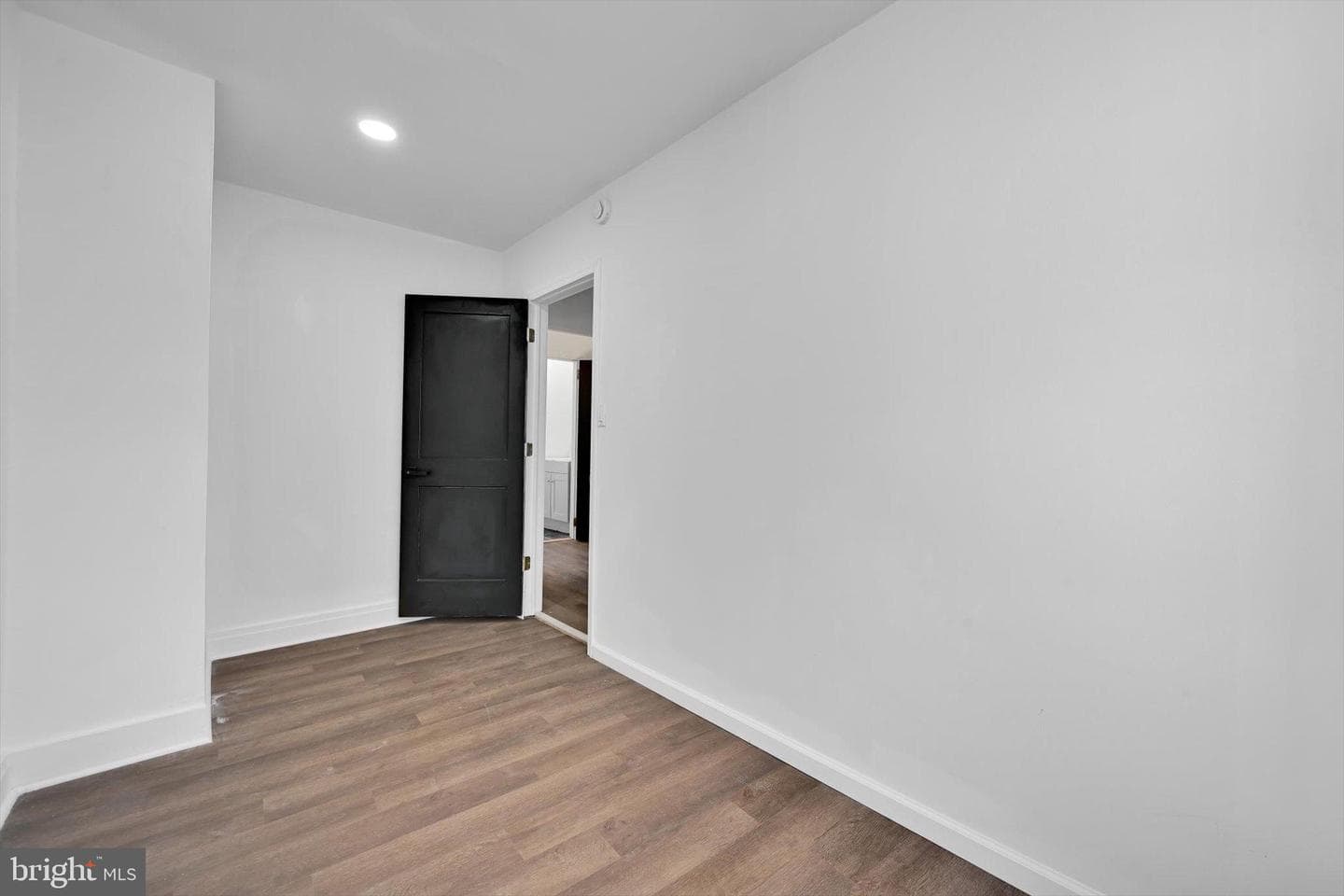 335 S 9th Street photo 16