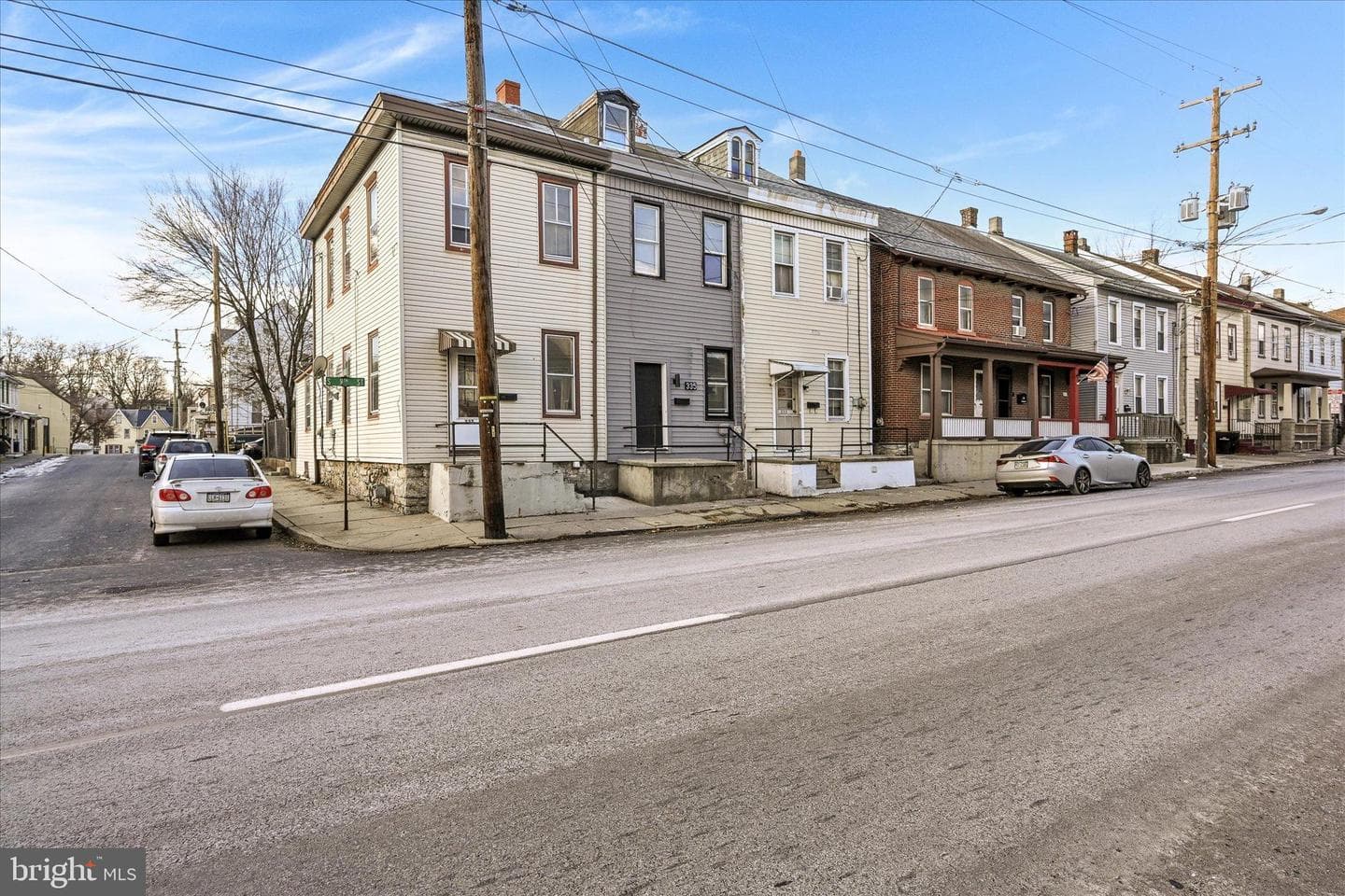 335 S 9th Street photo 2