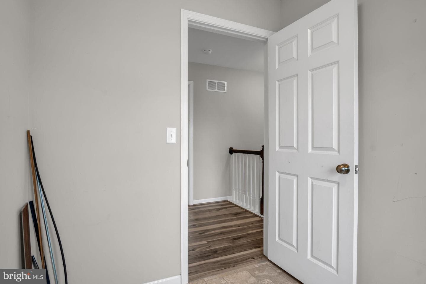 168 Parkside Drive photo 28
