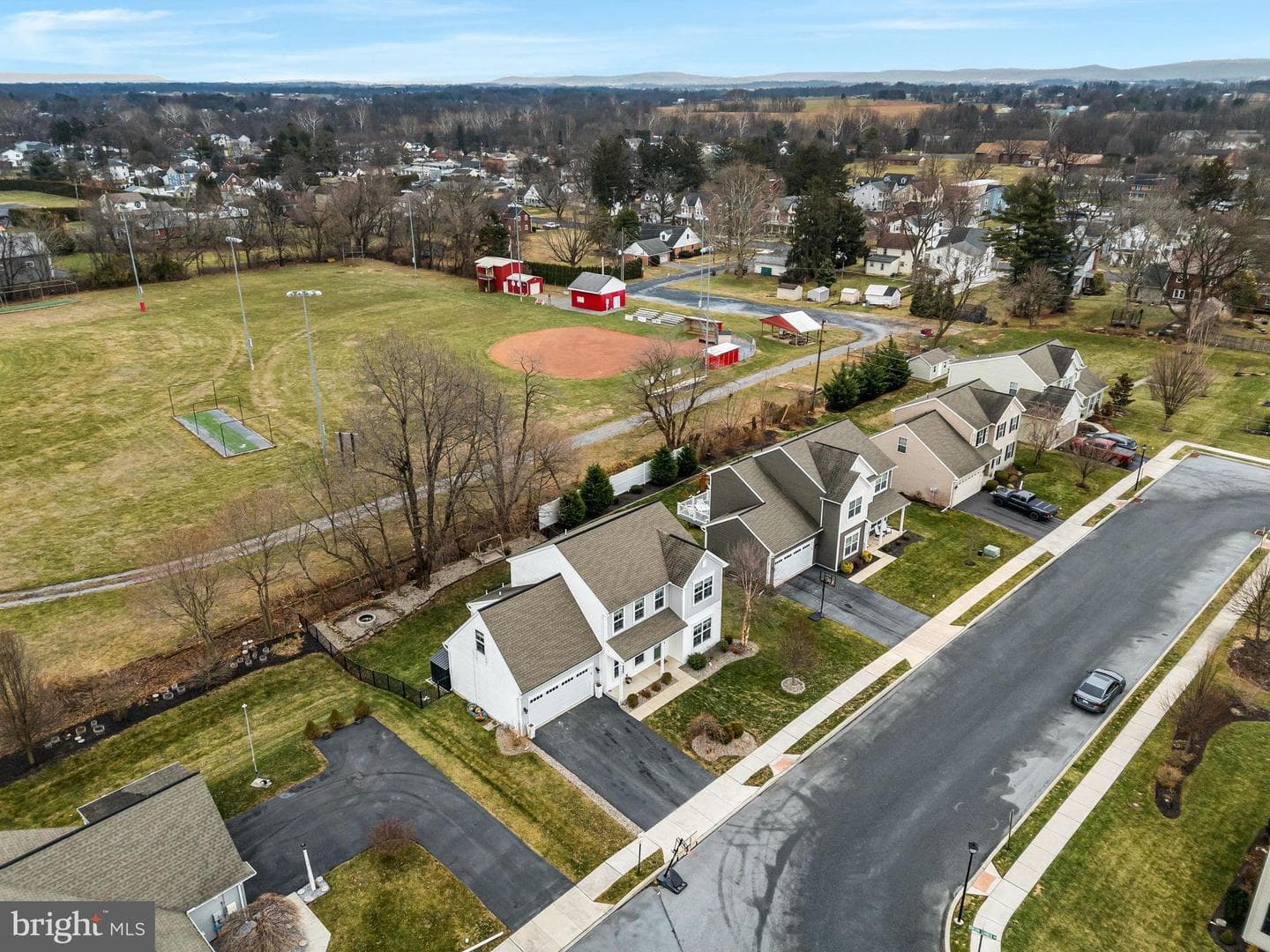 168 Parkside Drive photo 47