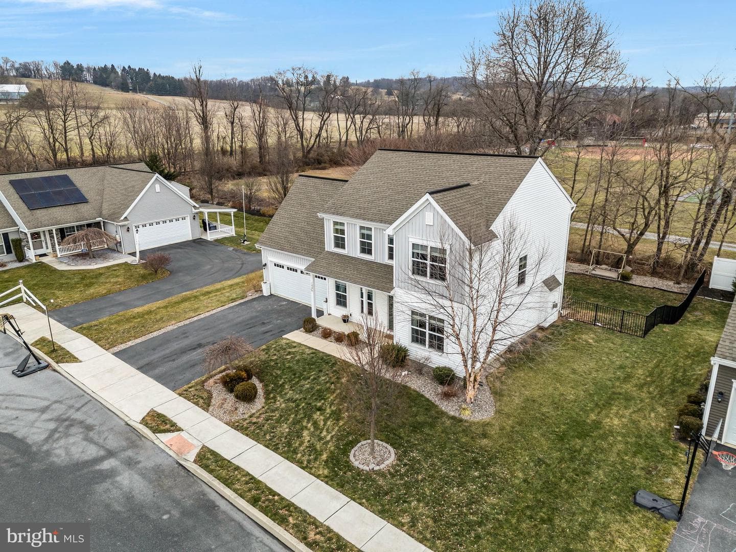 168 Parkside Drive photo 49
