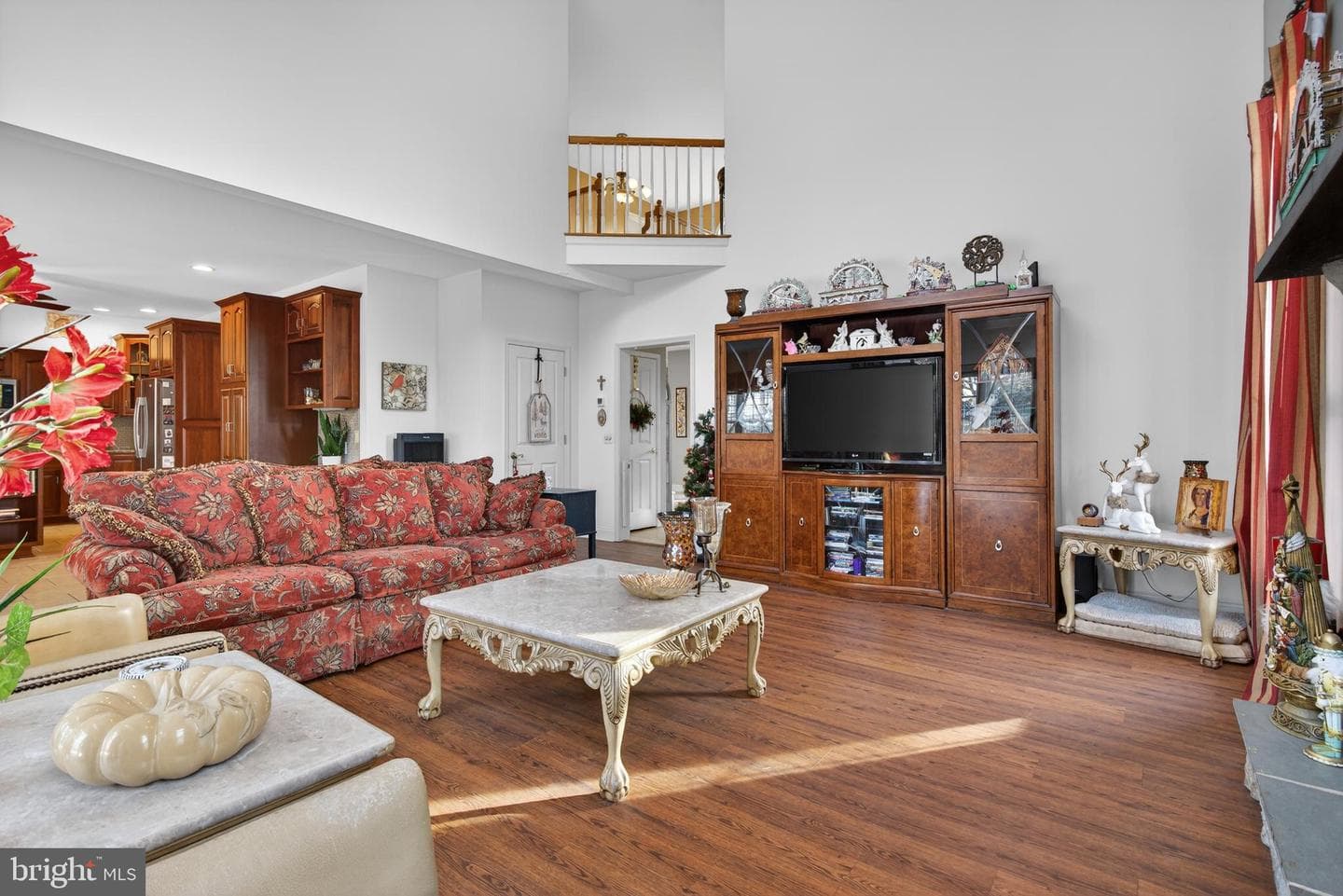 55 Lexington Dr photo 17