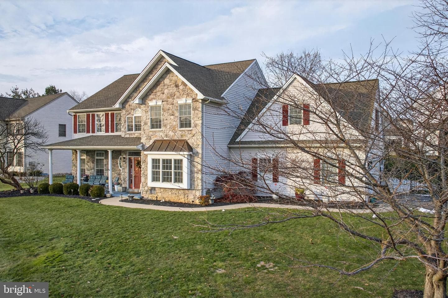 55 Lexington Dr photo 2