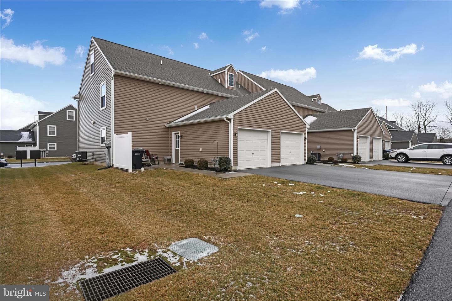 613 Byler Circle photo 24