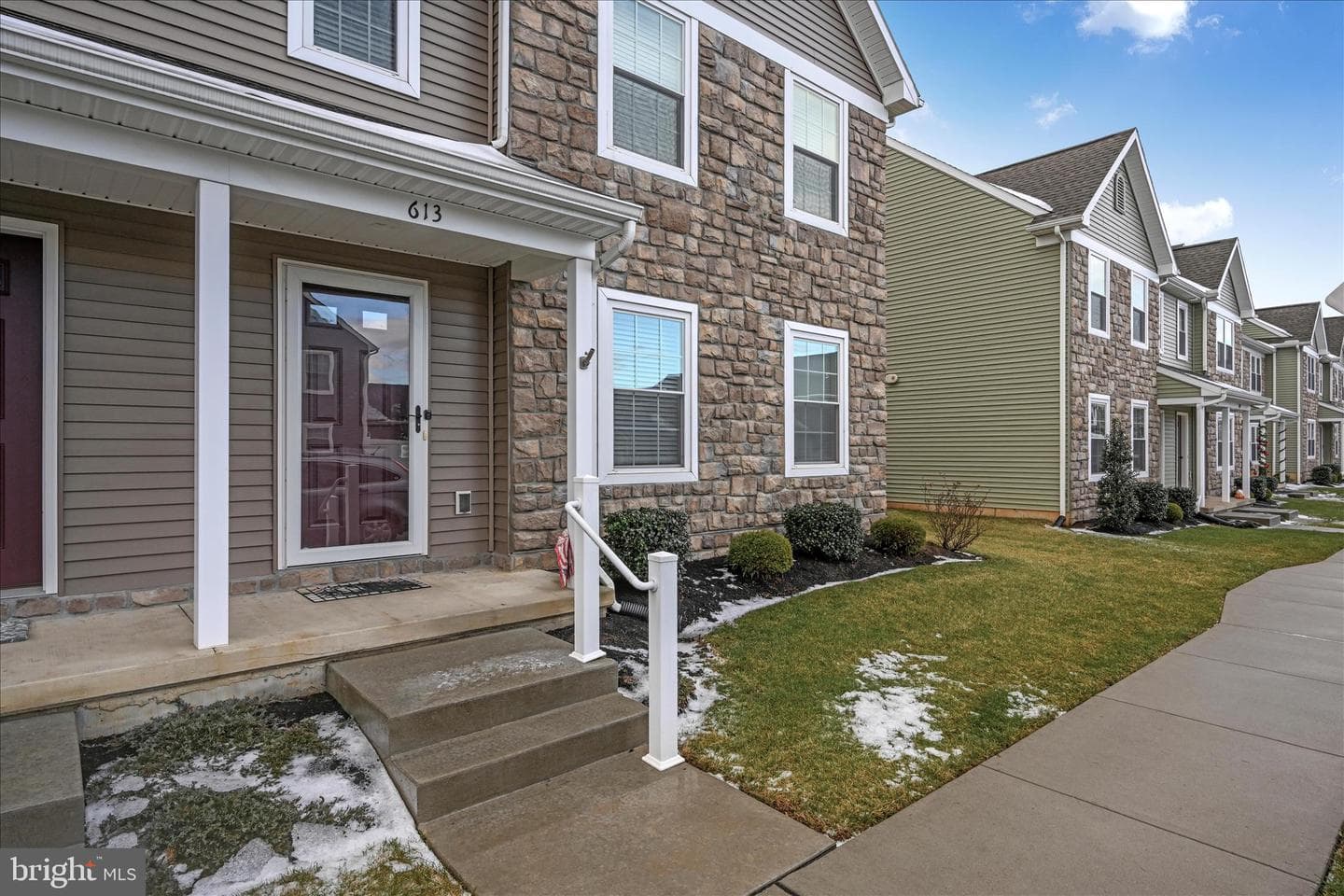 613 Byler Circle photo 4