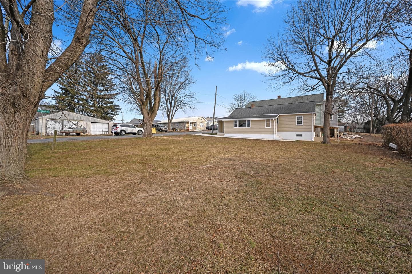 1904 Leinbaugh Avenue photo 26