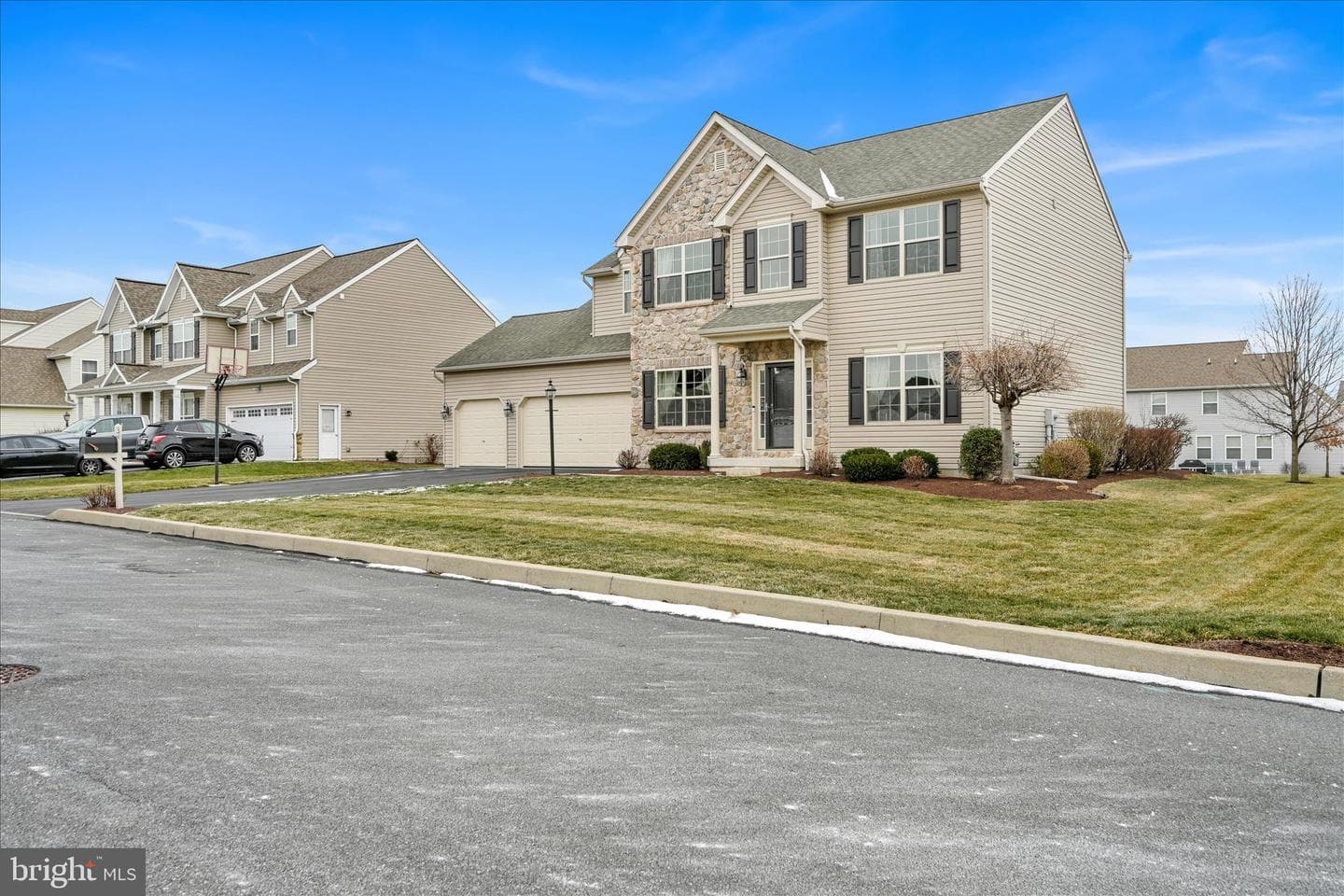 36 Pembrooke Ln L-0108 photo 32