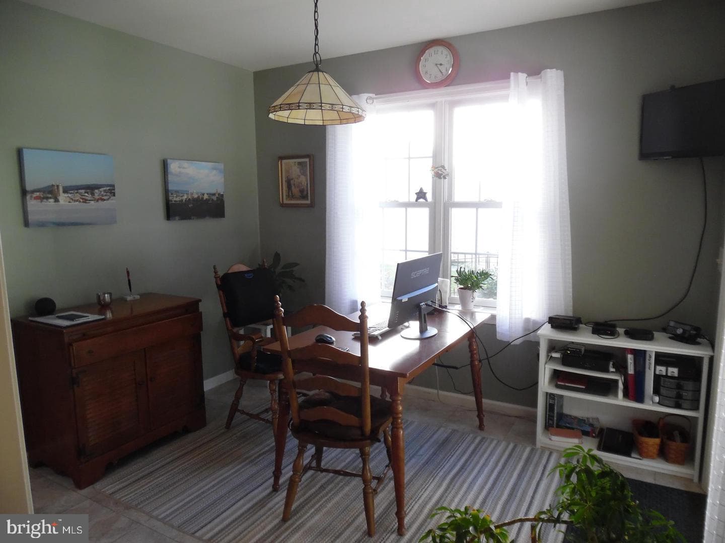 325 Charles Street photo 10