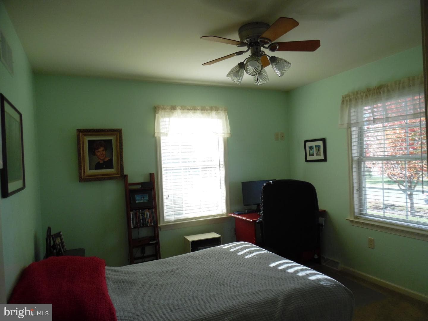 325 Charles Street photo 22