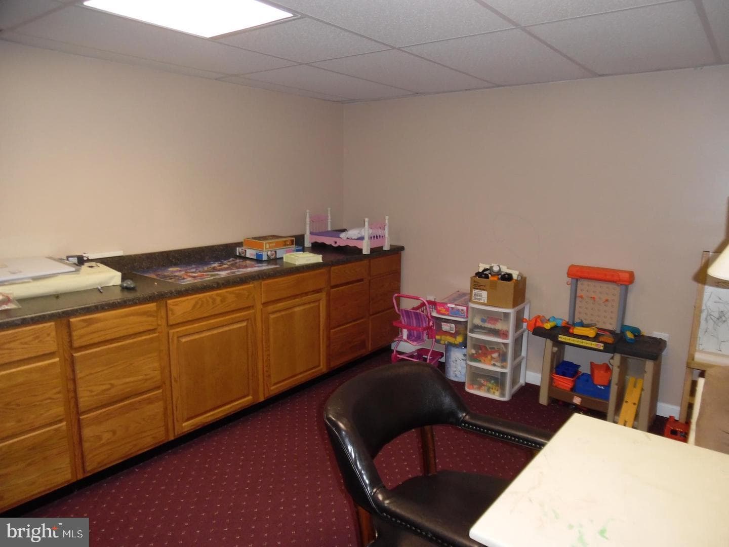 325 Charles Street photo 24