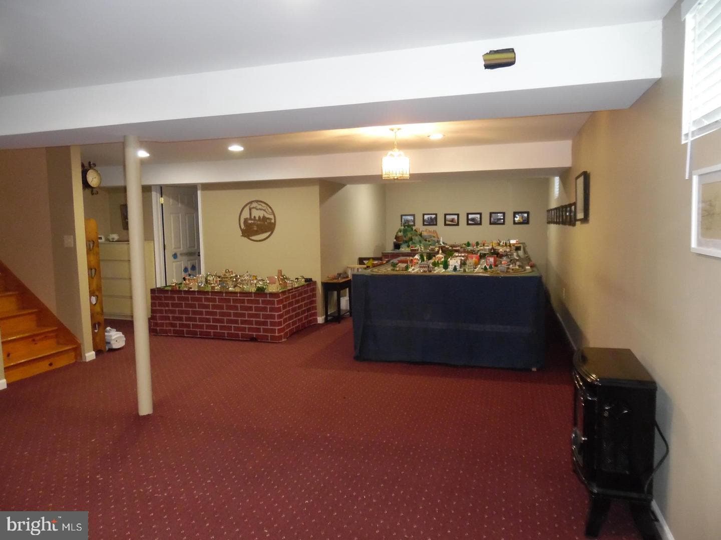 325 Charles Street photo 27