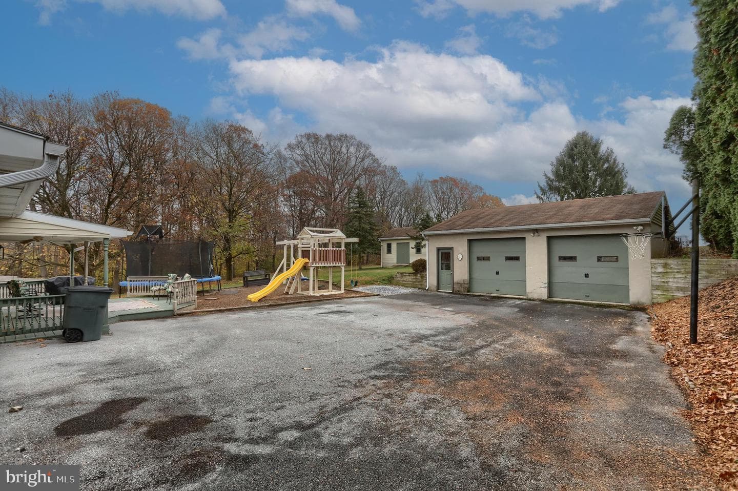 950 N Mill Street photo 34