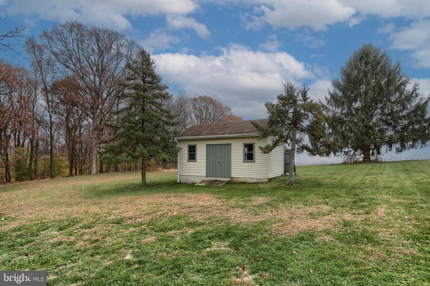 950 N Mill Street photo 38