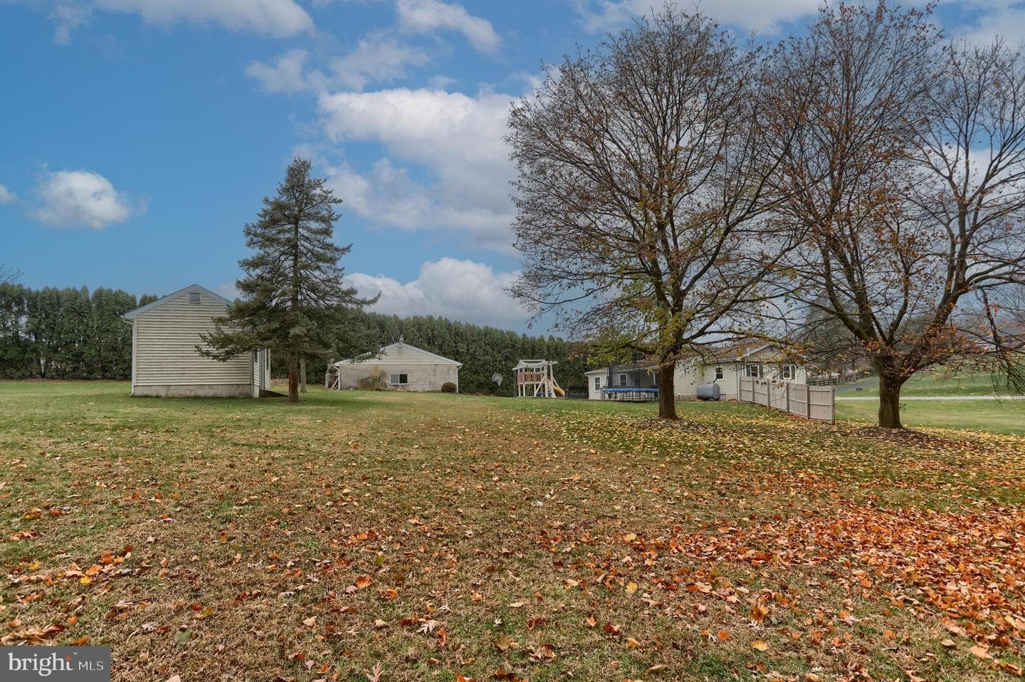 950 N Mill Street photo 40