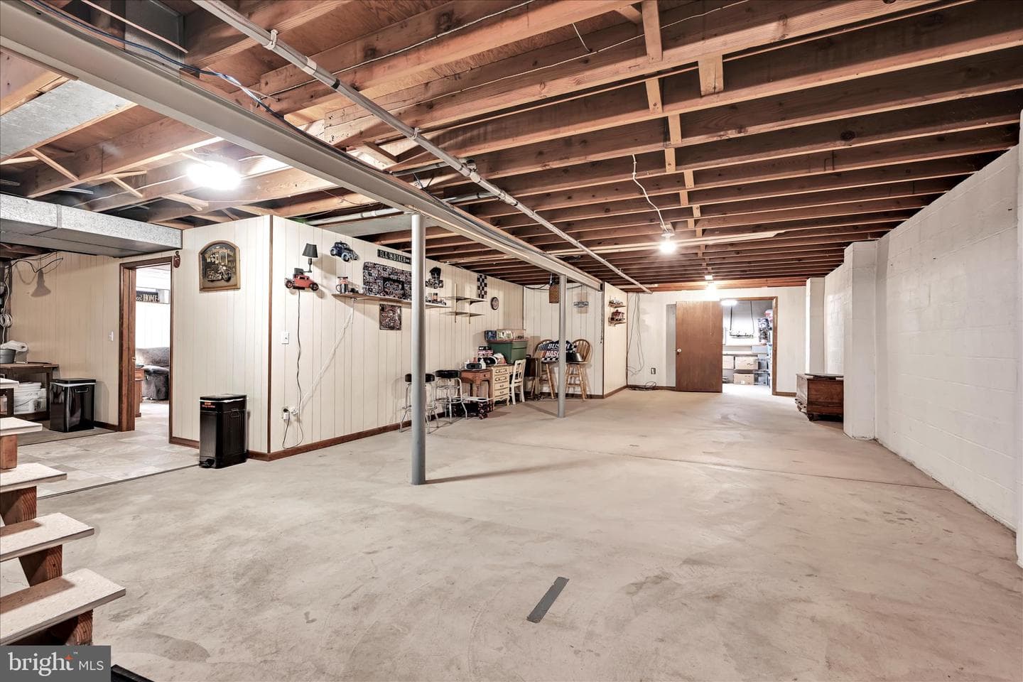 5 E Washington Avenue photo 24