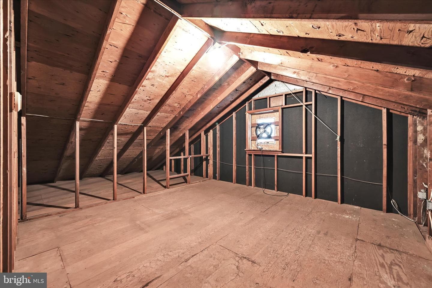 5 E Washington Avenue photo 34
