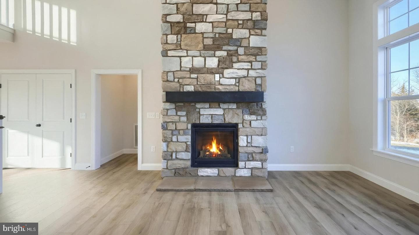 122 Alexandria Drive photo 24