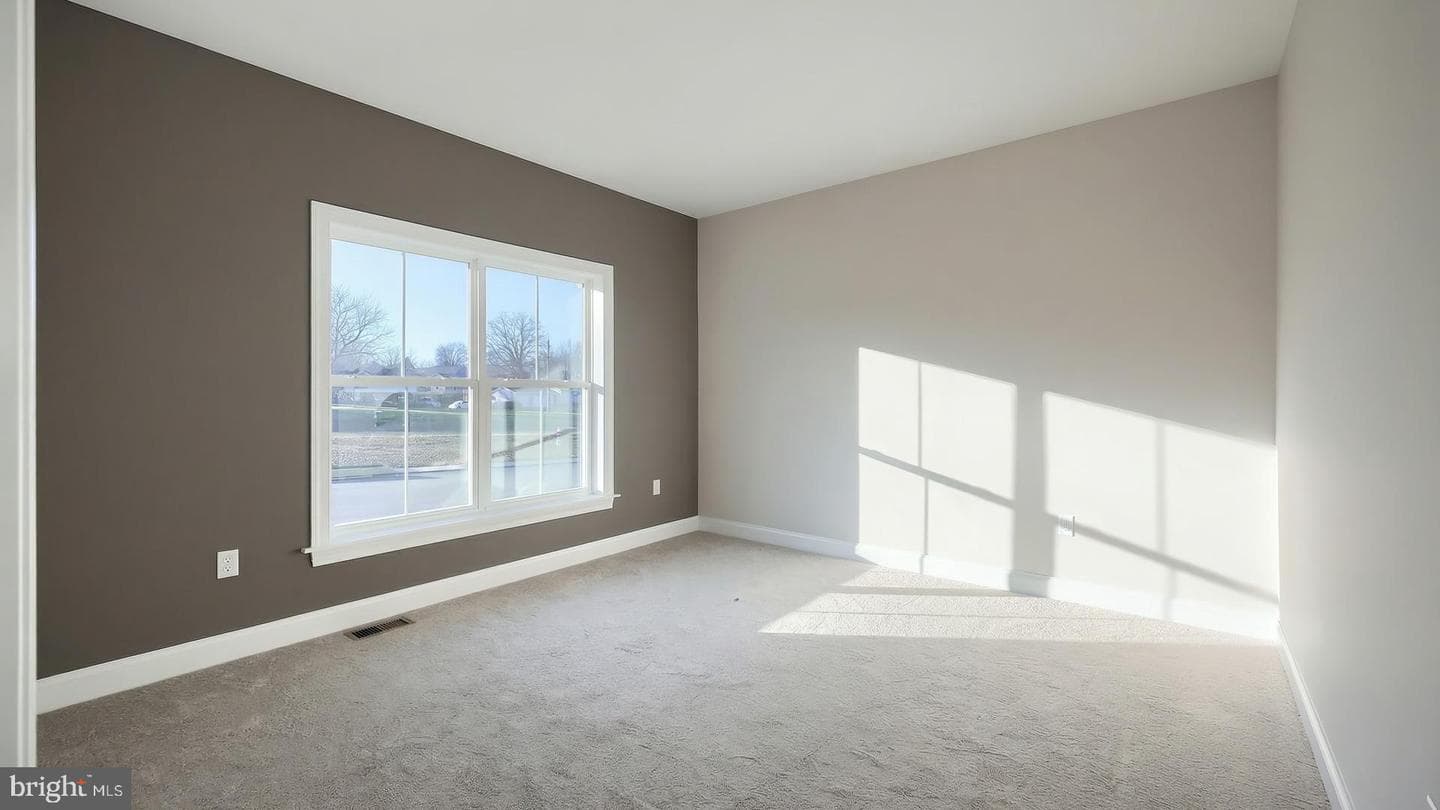122 Alexandria Drive photo 29