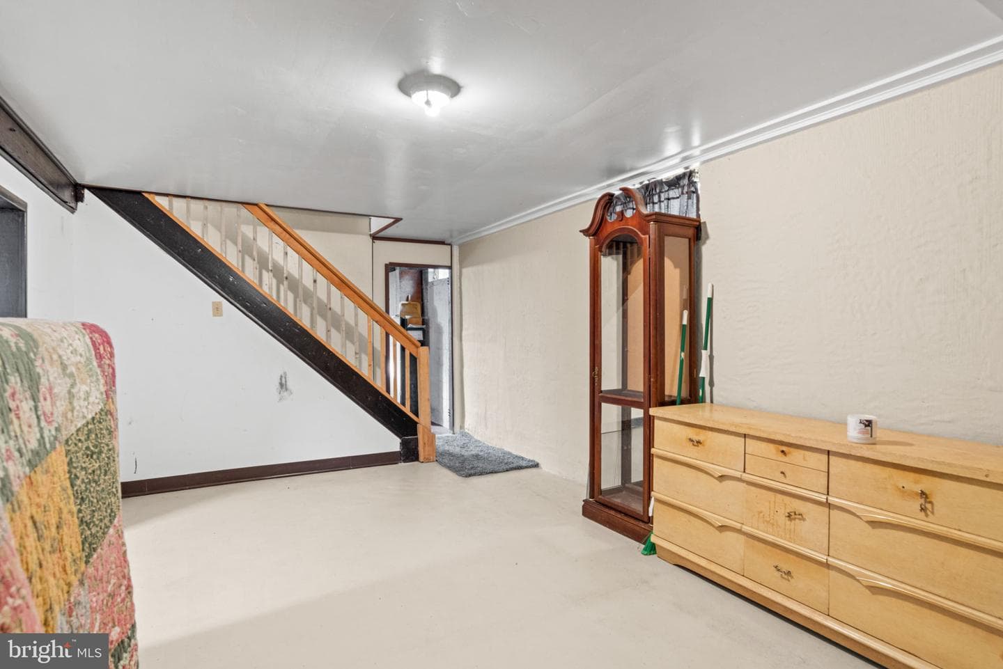 1 Ash Lane photo 28
