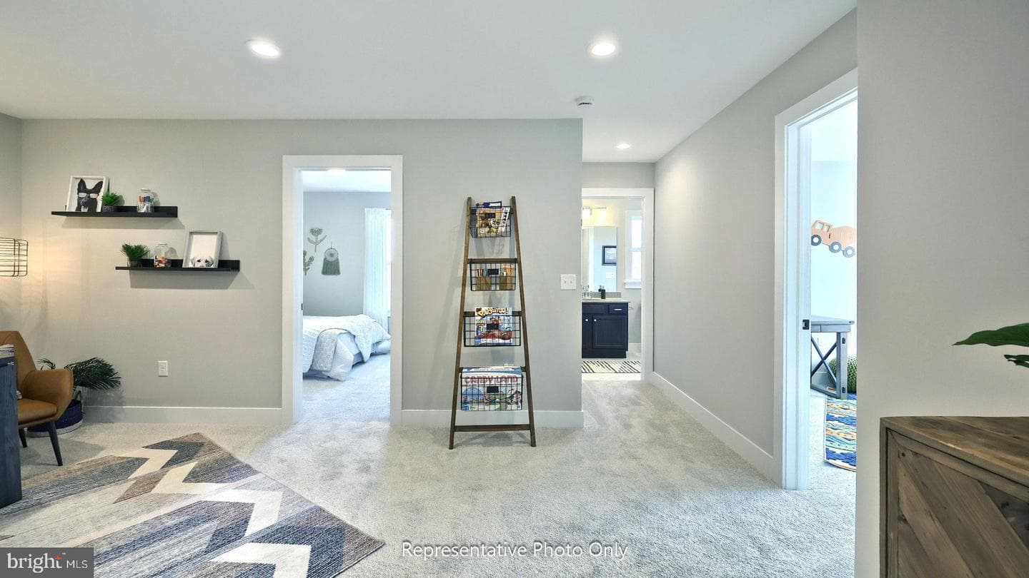 41 Canterbury Lane photo 19