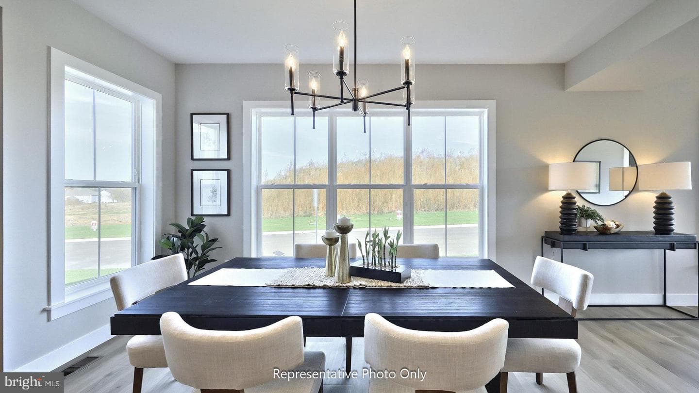 41 Canterbury Lane photo 22