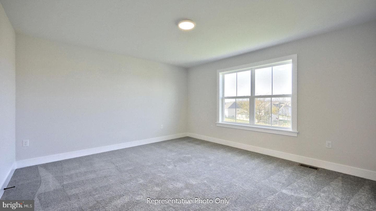 39 Canterbury Lane photo 26