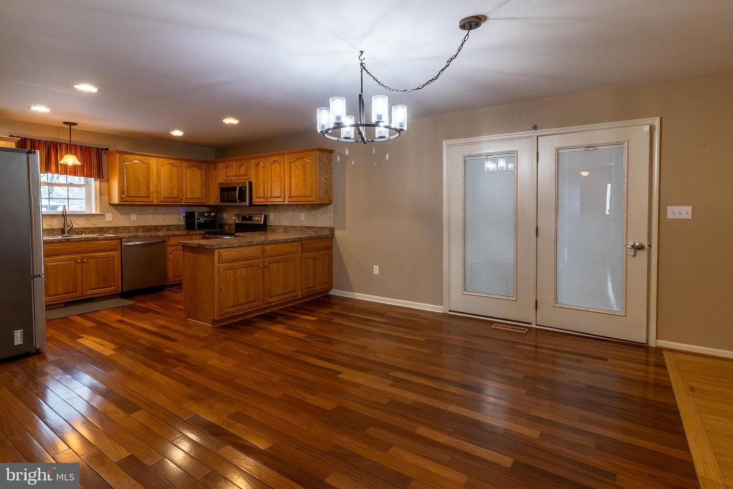 191 Twin Creeks Drive photo 10