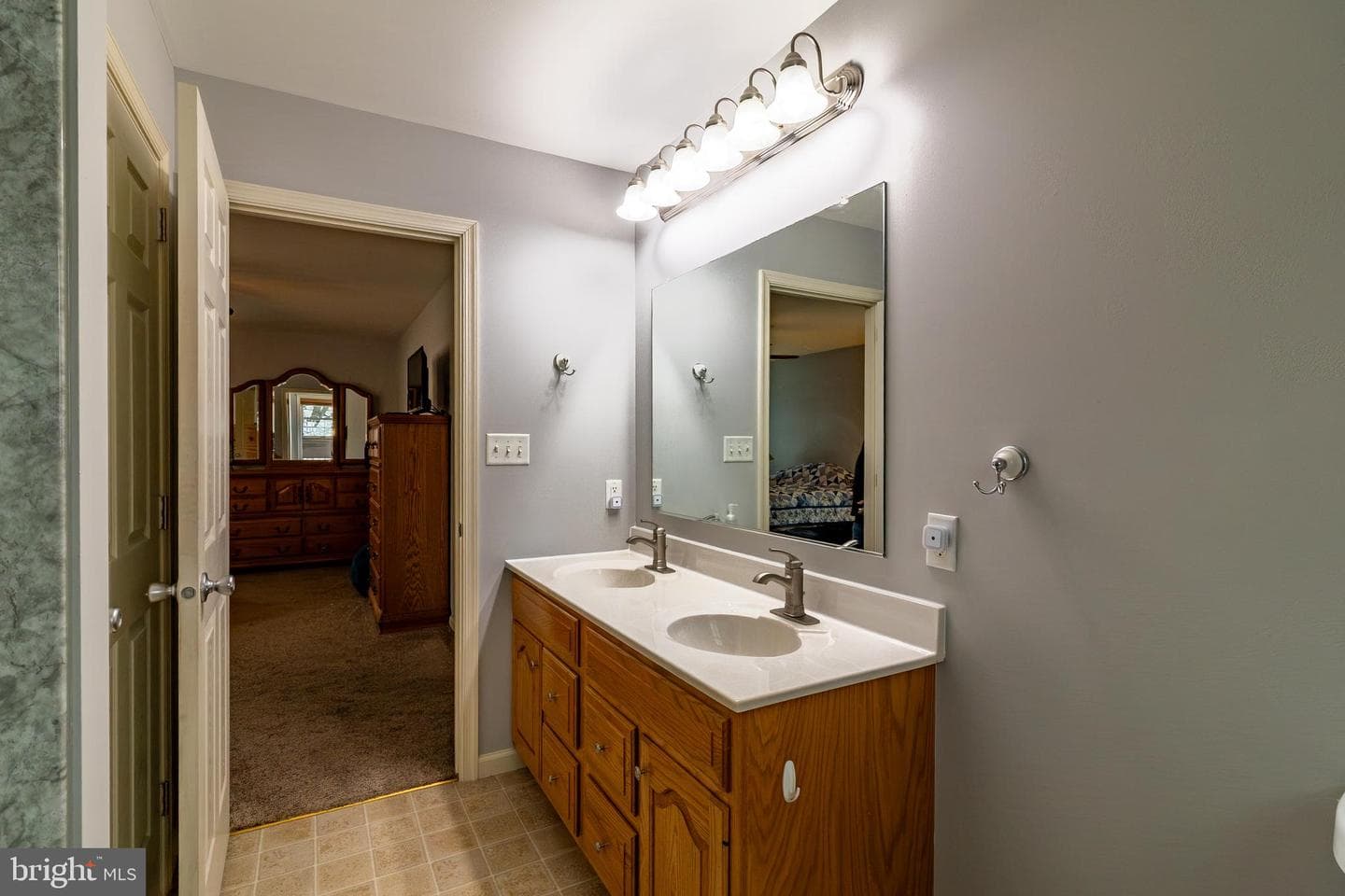 191 Twin Creeks Drive photo 19