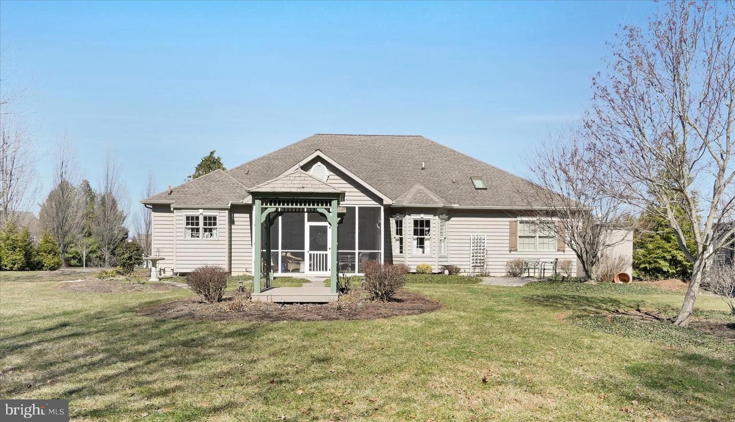 1000 Glenwood Lane photo 52