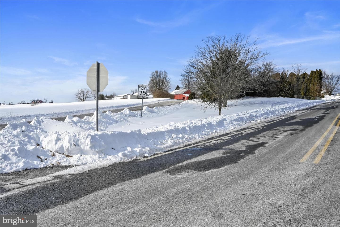 512 School Drive photo 25
