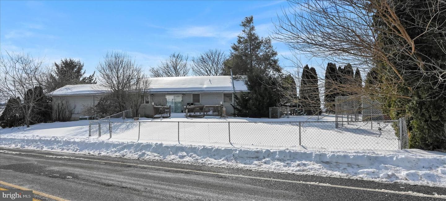 512 School Drive photo 26